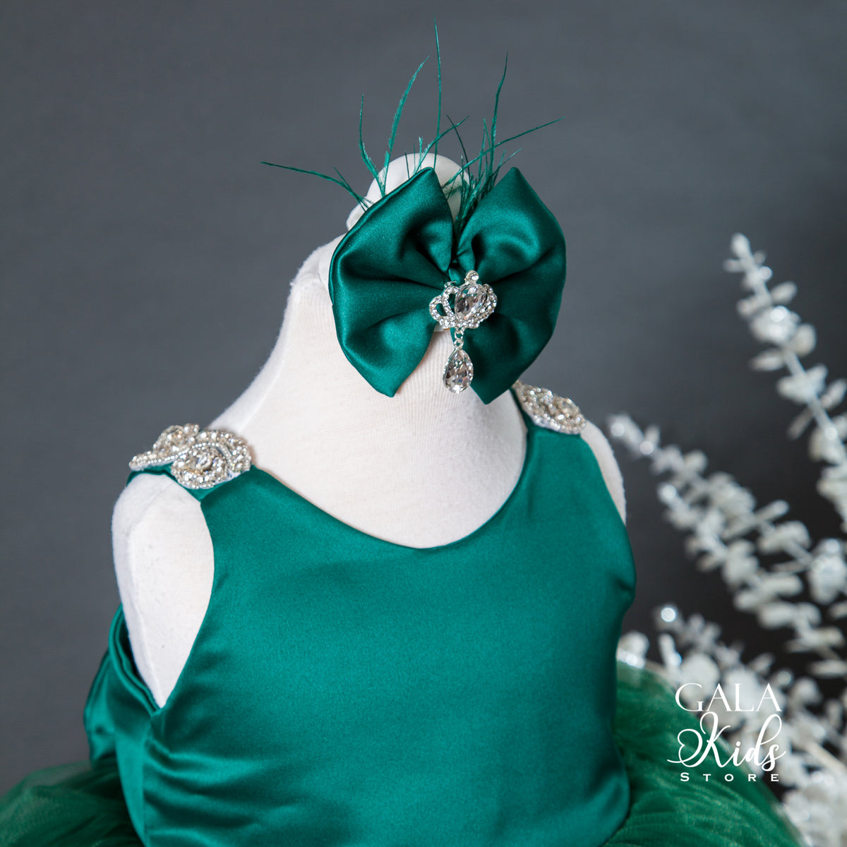 jane princess dresses My first take at dress design : Jane ! Now I just wish they implement a better version of it :) : r/DreamlightValley